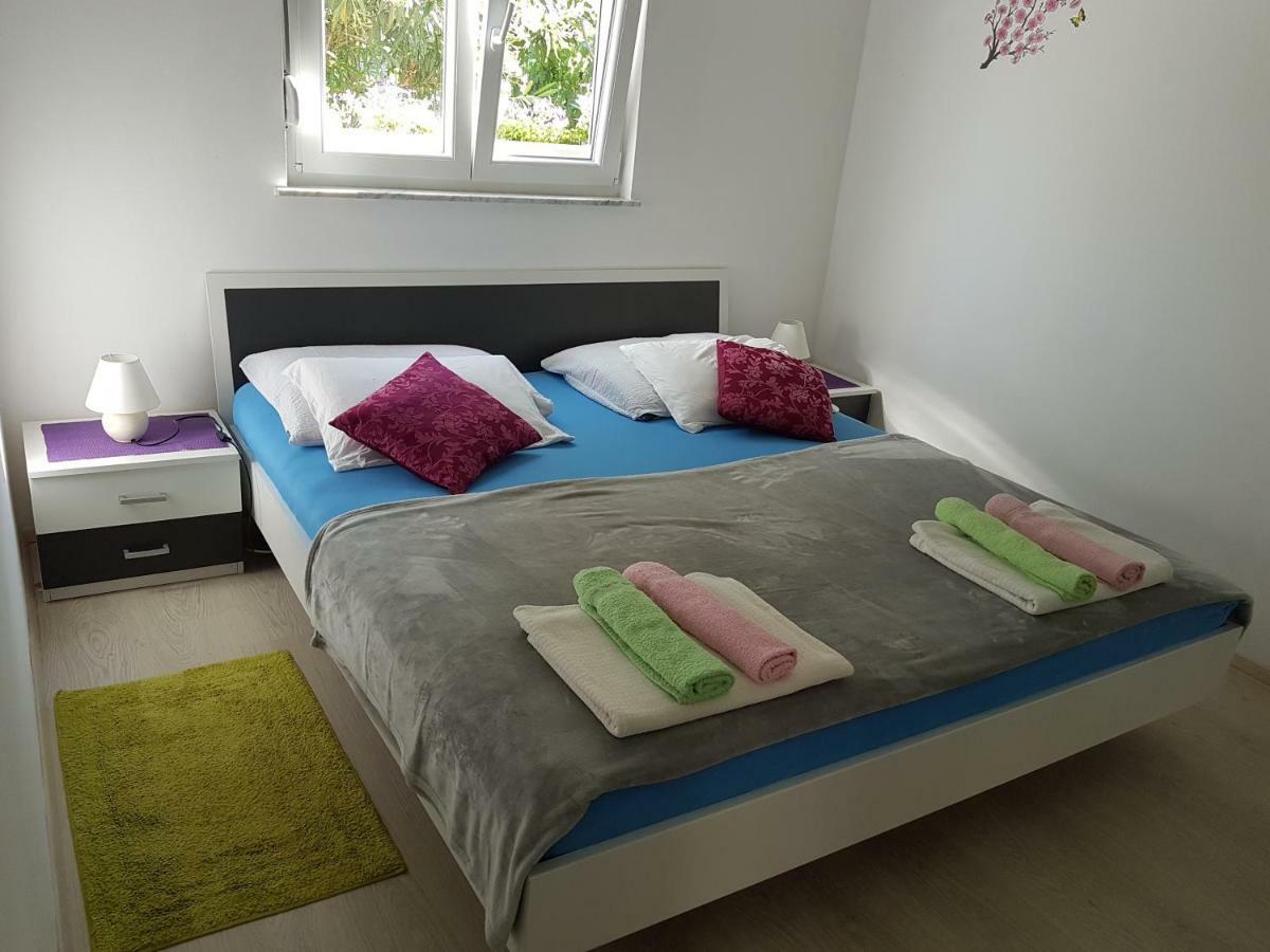 Apartment Mimosa Vir Eksteriør bilde
