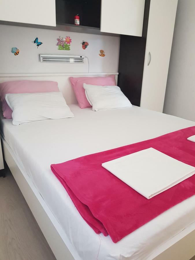 Apartment Mimosa Vir Eksteriør bilde